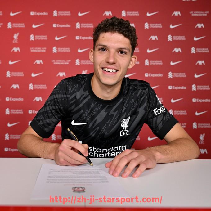 星空体育app-法甲马赛球队替补席深度评估与潜力球员