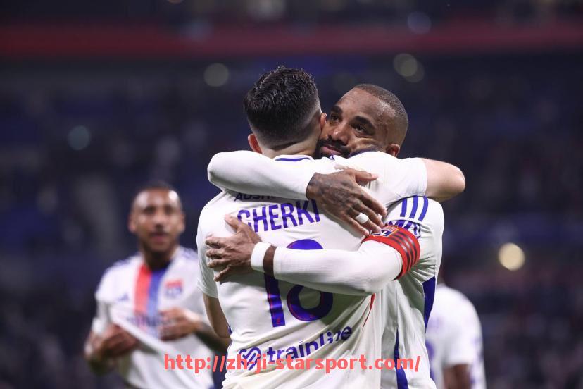 星空体育app-世俱杯比赛守门员扑救率统计及门将表现评估